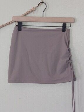 White Fox Boutique Flirty Mini Skirt Taupe Mocha Size XS NWOT
